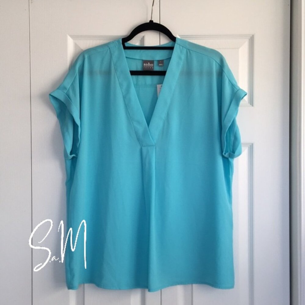 NEW NY&C Beautiful Blue Blouse Top